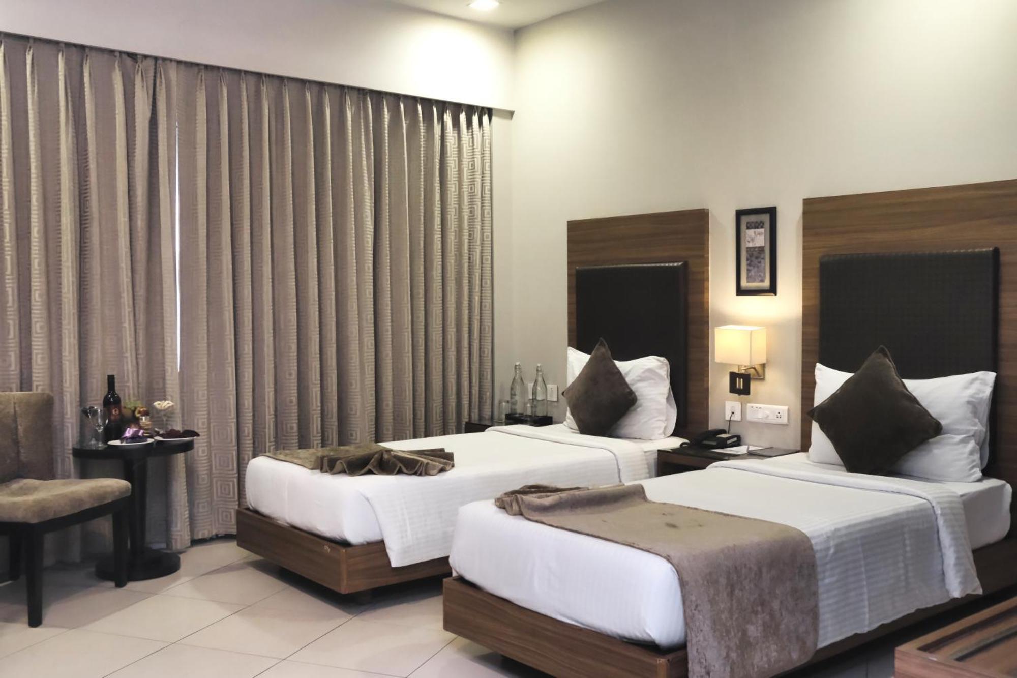 Peerless Hotel Durgapur מראה חיצוני תמונה