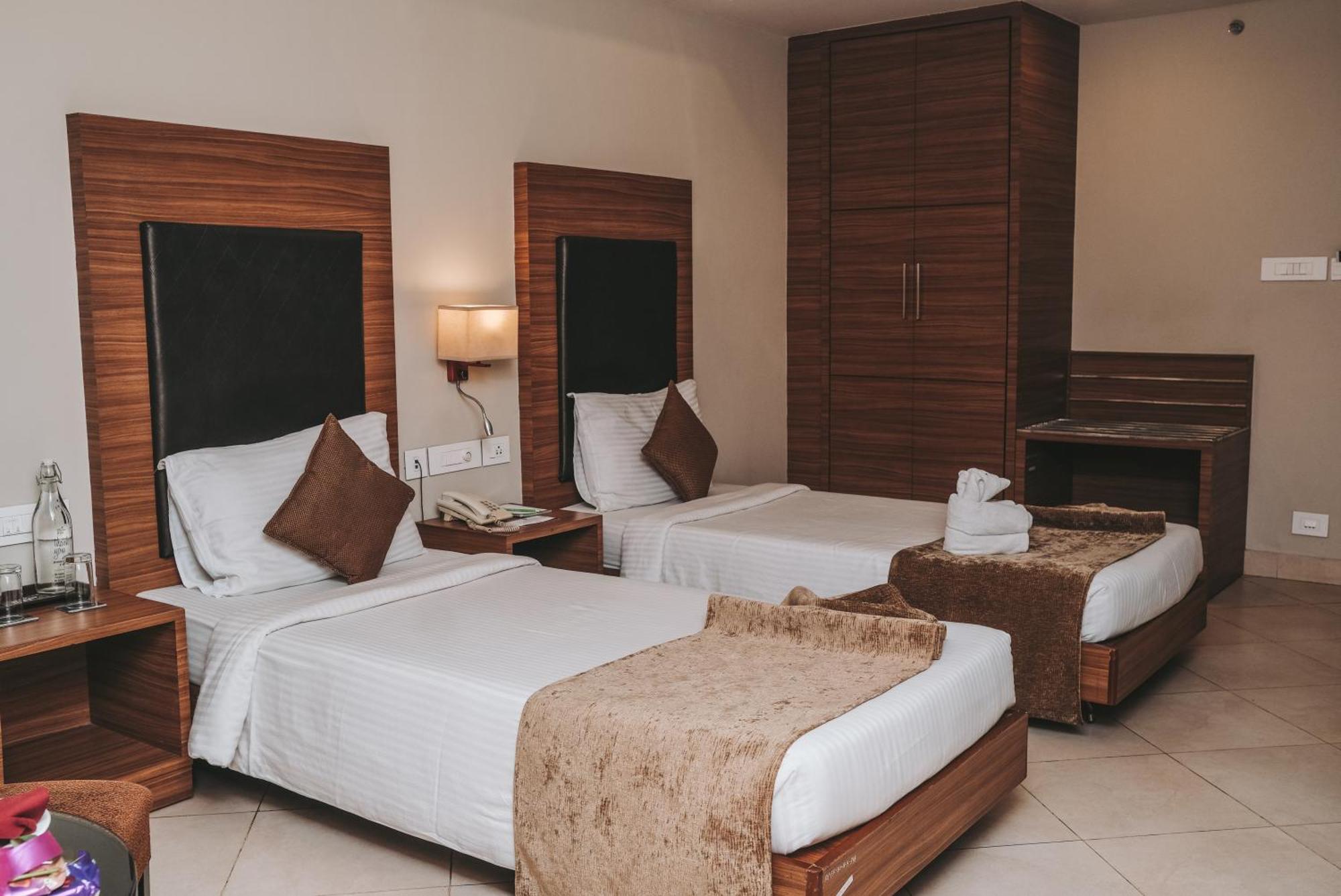 Peerless Hotel Durgapur מראה חיצוני תמונה