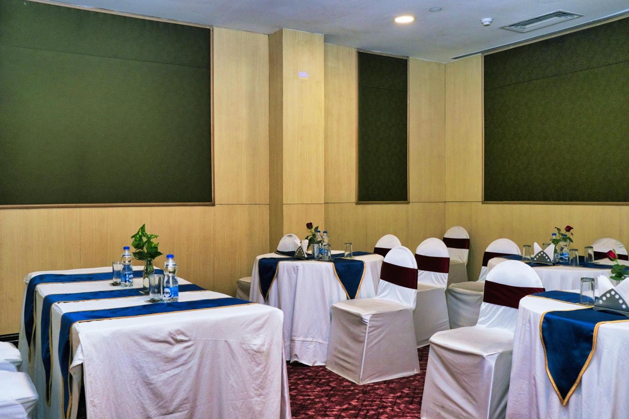 Peerless Hotel Durgapur מראה חיצוני תמונה